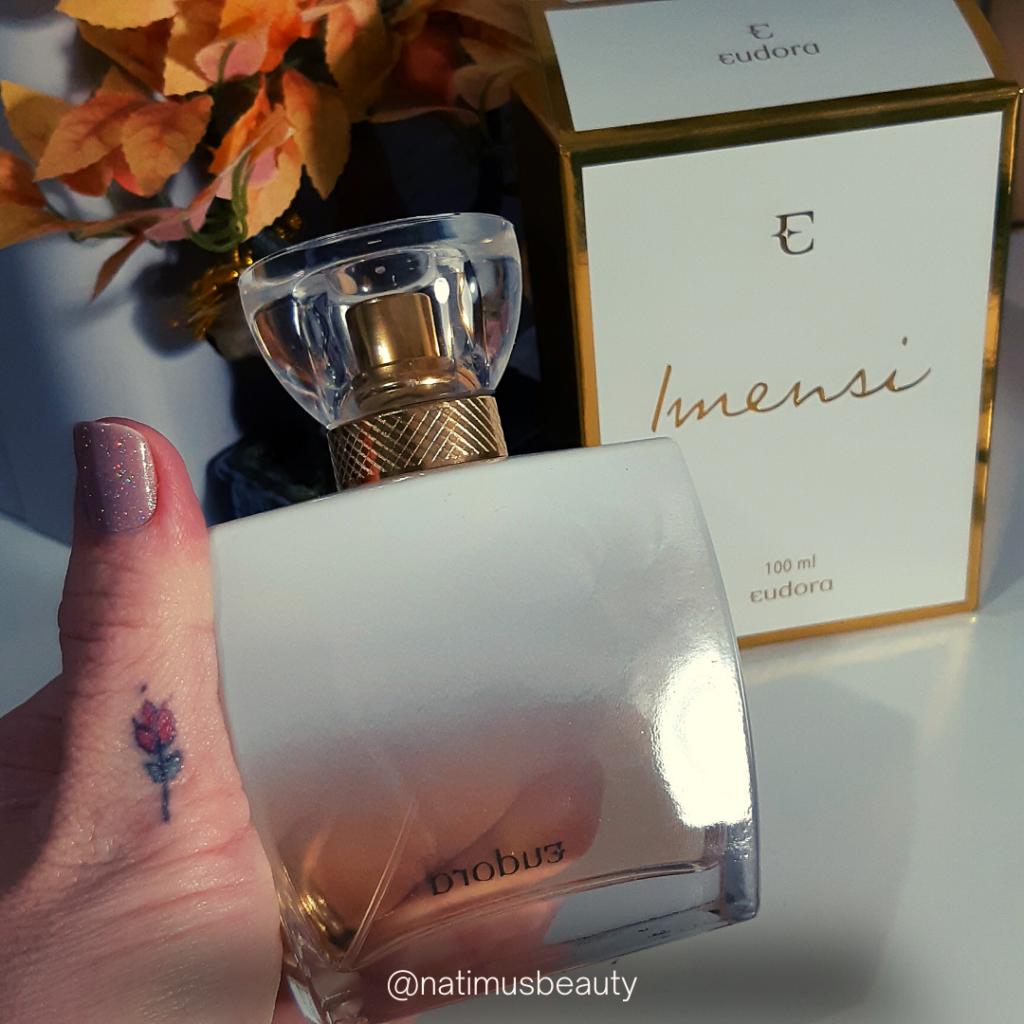 O perfume feminino Imensi de Eudora vem em um frasco belíssimo!