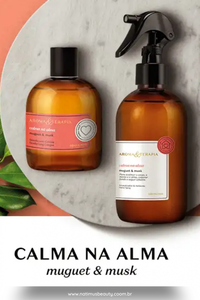 Aroma & Terapia Calma na Alma possui uma fragrância da família olfativa Floral Cítrico com óleos essenciais e ingredientes que, além de perfumar o ambiente, ajudam a melhorar a sensação de bem-estar.